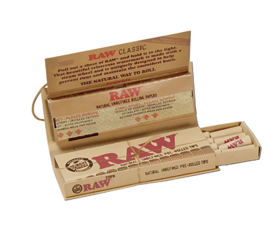 RAW CLASSIC CONNOISSEUR 1 1/4 ROLLING PAPERS WITH PRE-ROLLED TIPS